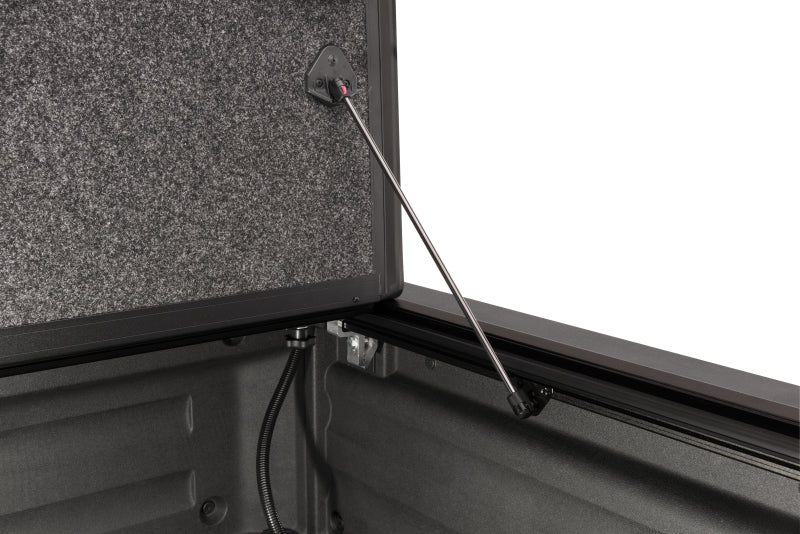 Undercover UX82000 Ultra Flex Hard Folding Tonneau Cover for 17-26 Honda Ridgeli