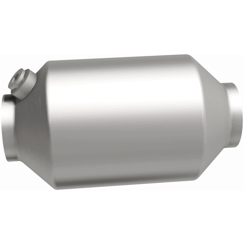 MagnaFlow Conv Univ 2.50in C/C Spun Front OEM