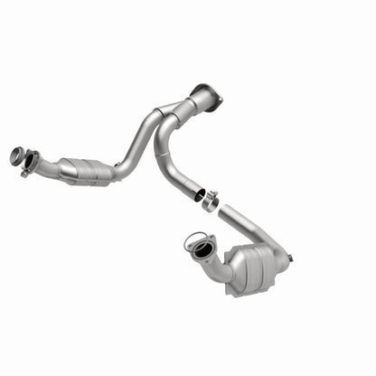 MagnaFlow OEM Catalytic Converter | Escalade 07-10, Silverado 07-13 (49631)