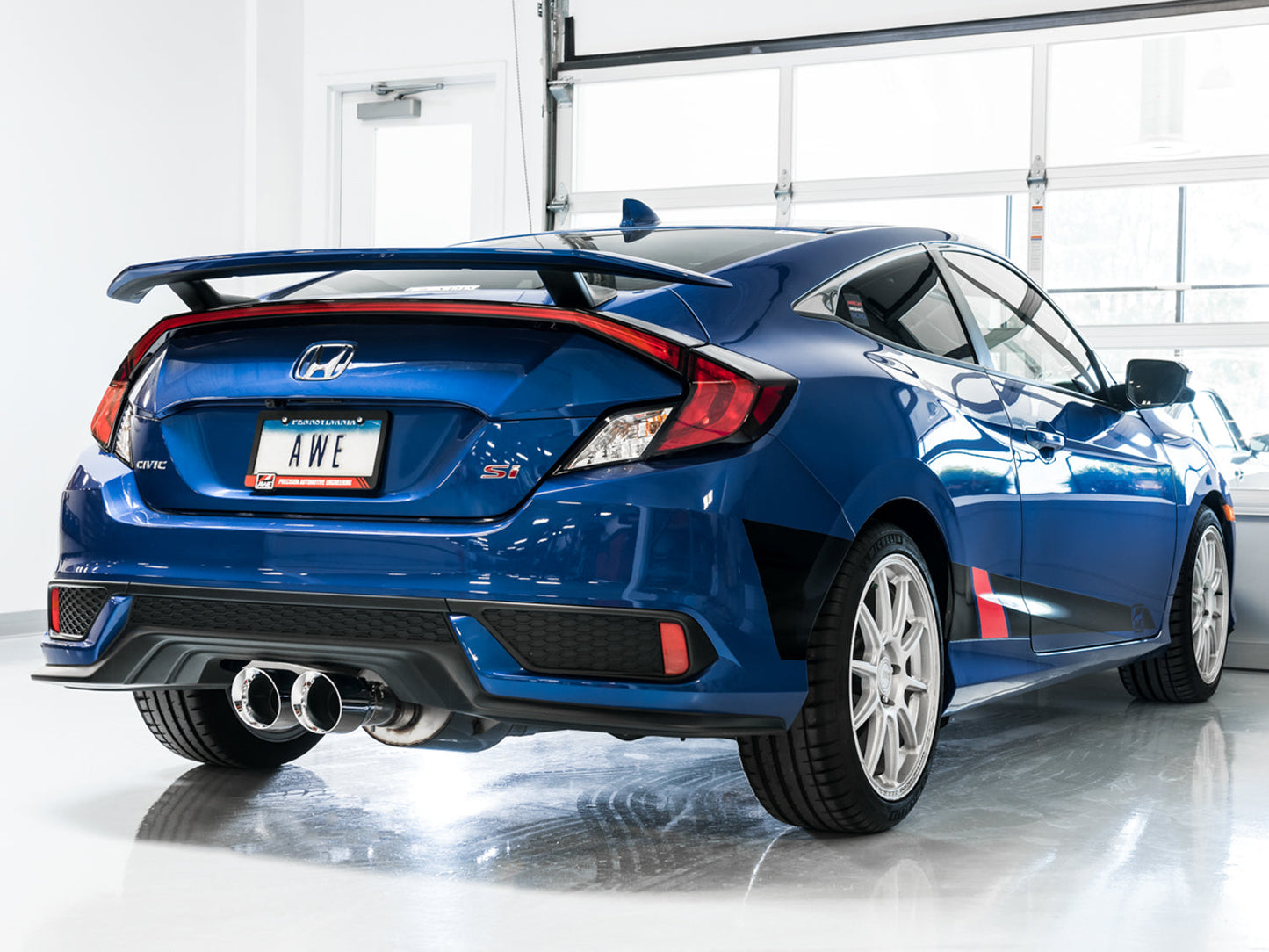 AWE Tuning Touring Edition Exhaust for 10th Gen Civic Si Coupe / Sedan (includes Front Pipe) - Dual Chrome Silver Tips (3015-32108)