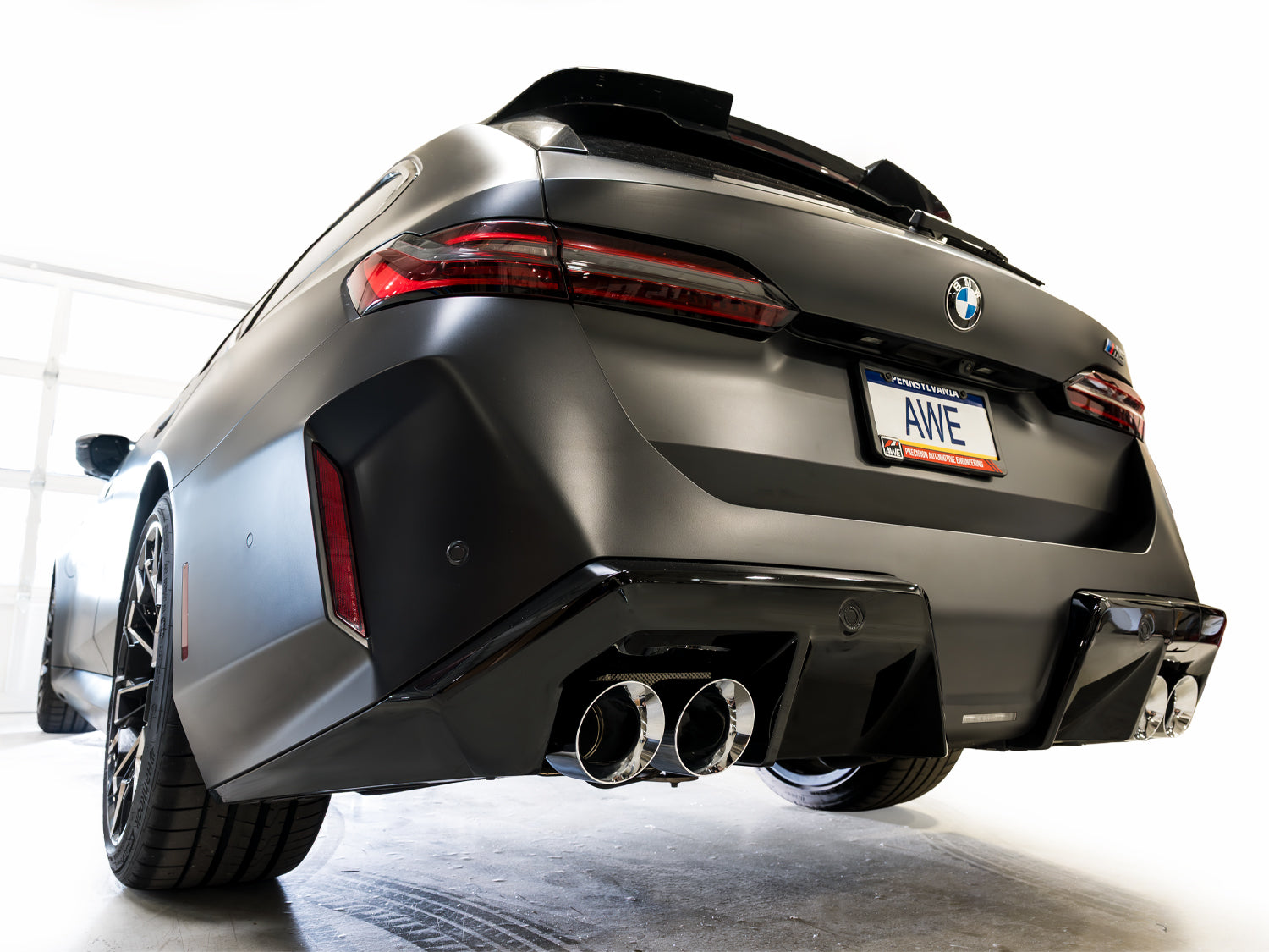 AWE Tuning 3015-42790 Catback Exhaust For BMW G90/G99 M5 Touring Edition
