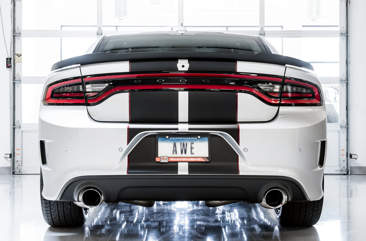 AWE Tuning Touring Edition Exhaust for 17+ Charger 5.7 - Non-Resonated - Chrome Silver Tips (3020-32060)