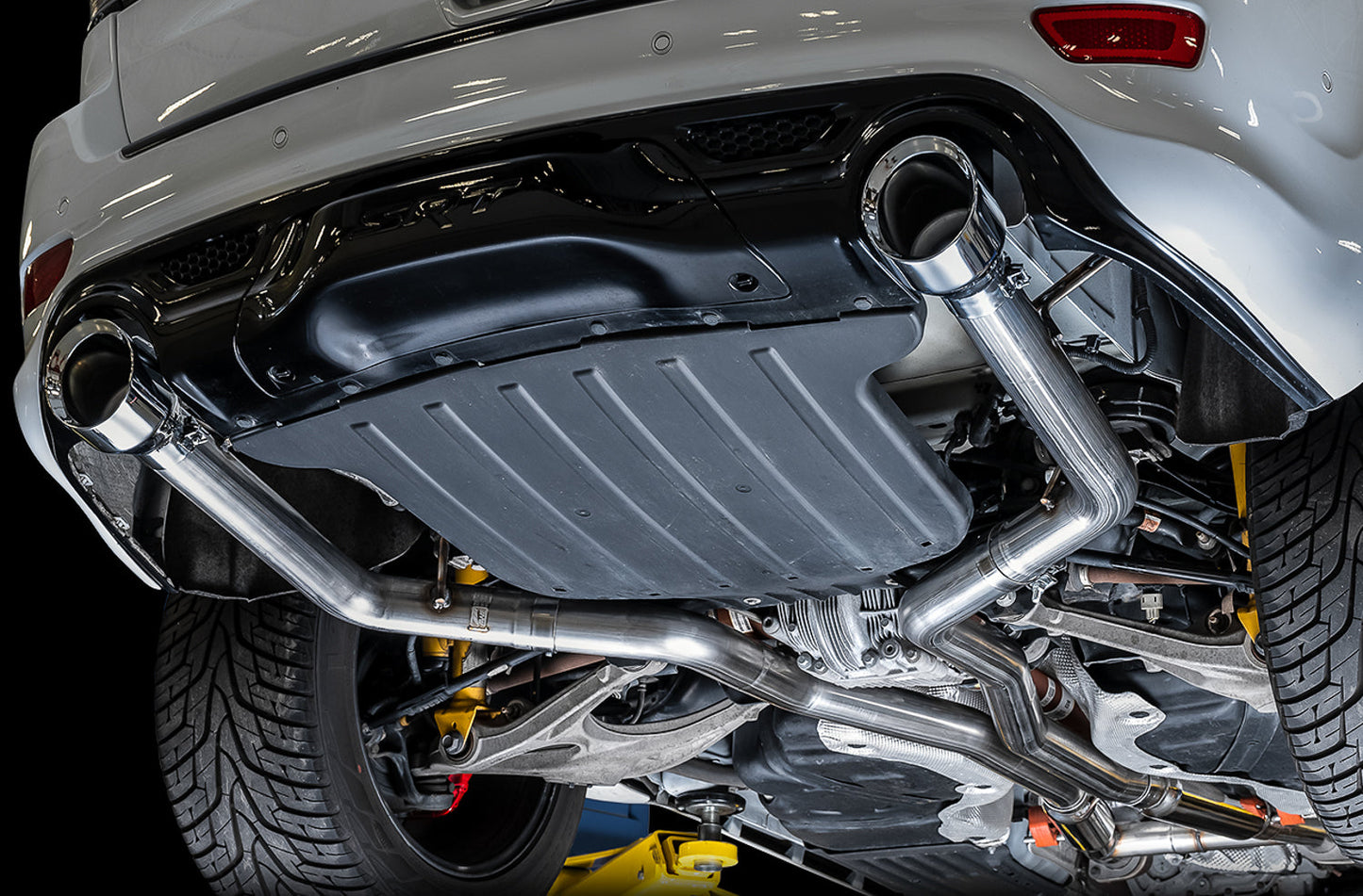 AWE Exhaust Suite for the Jeep WK2 Grand Cherokee SRT