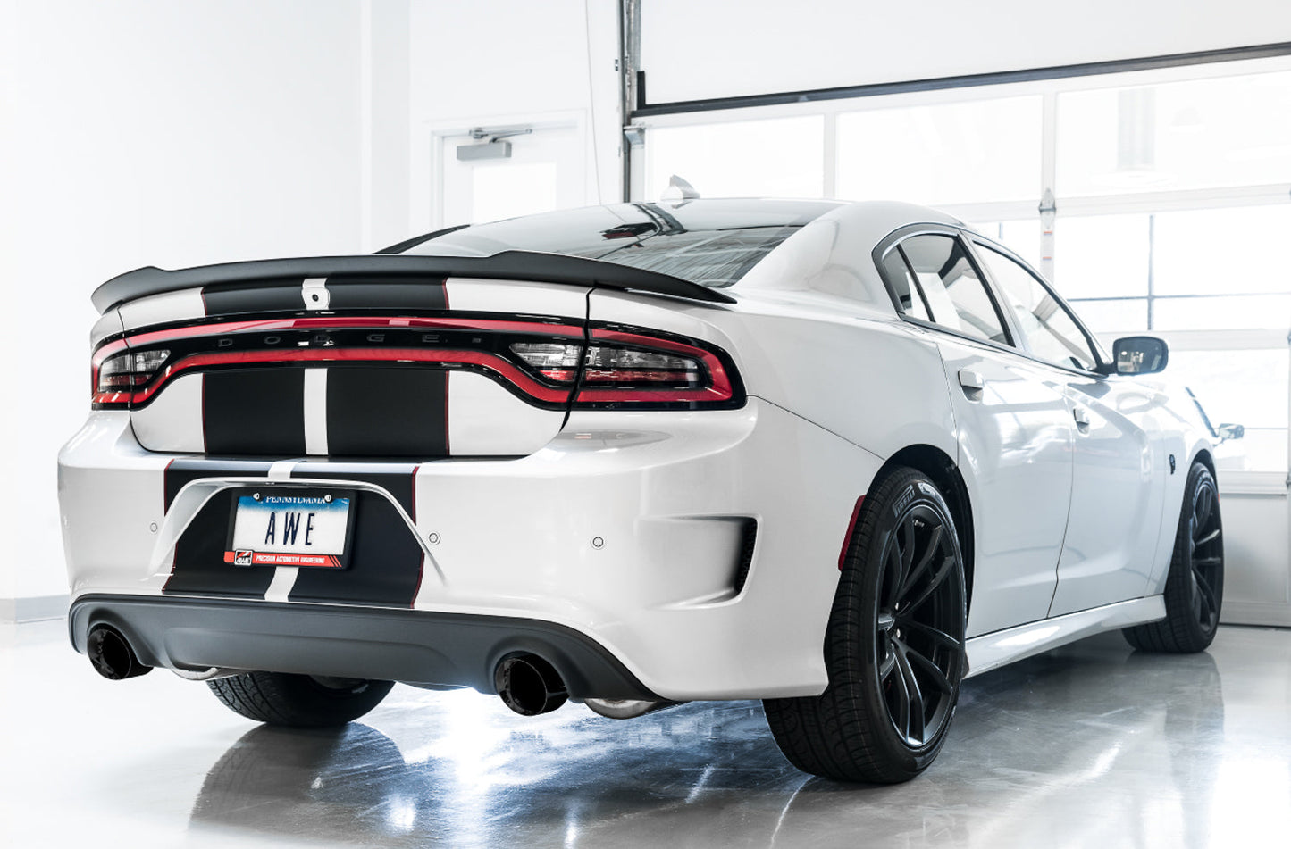 AWE Tuning Touring Edition Exhaust for 15+ Charger 6.4 / 6.2 SC - Non-Resonated - Diamond Black Tips (3020-33070)