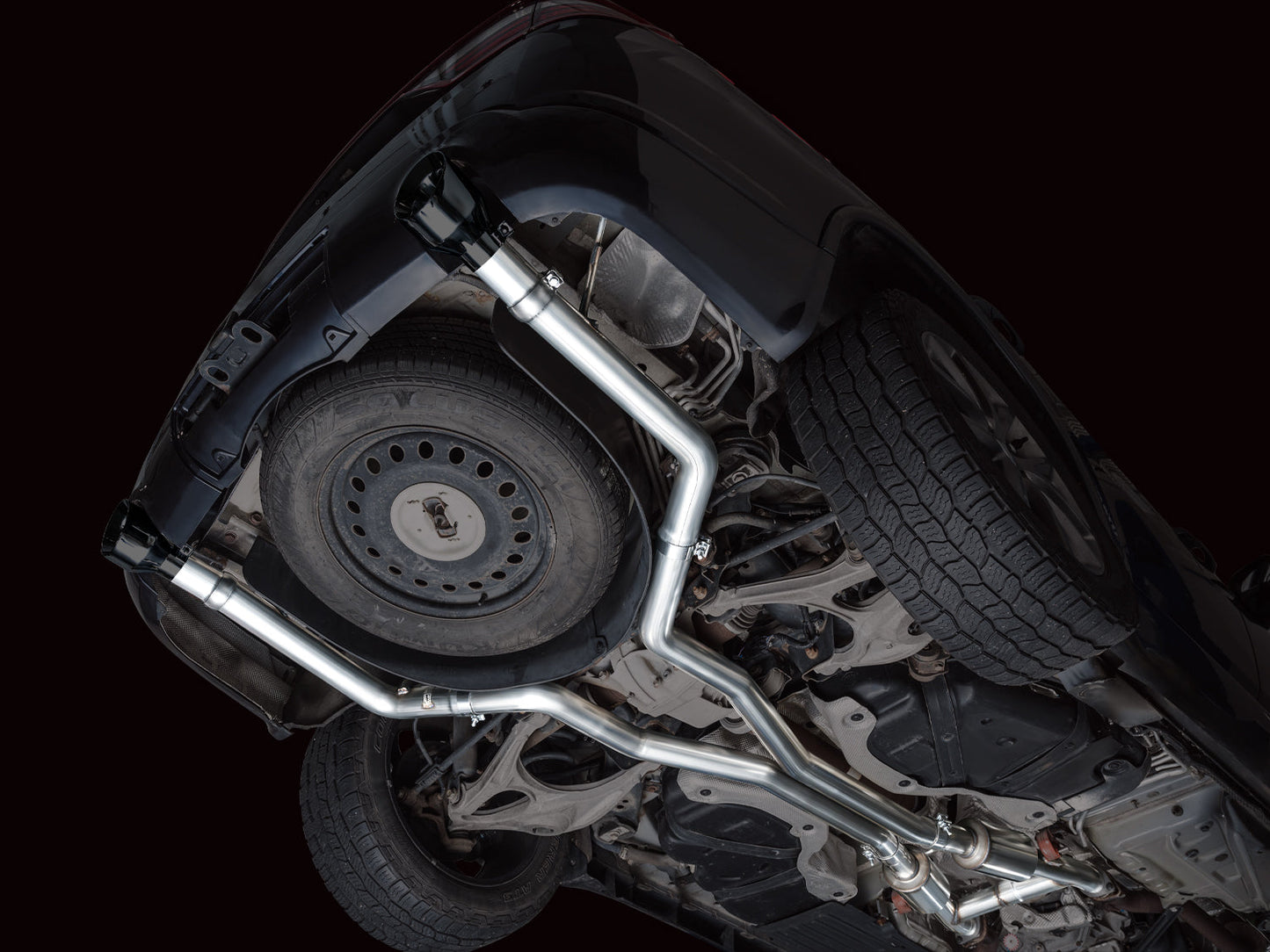 AWE Tuning Track Edition Exhaust w/ Diamond Black Tips for 11-24 Dodge Durango 5.7L (3020-33575)