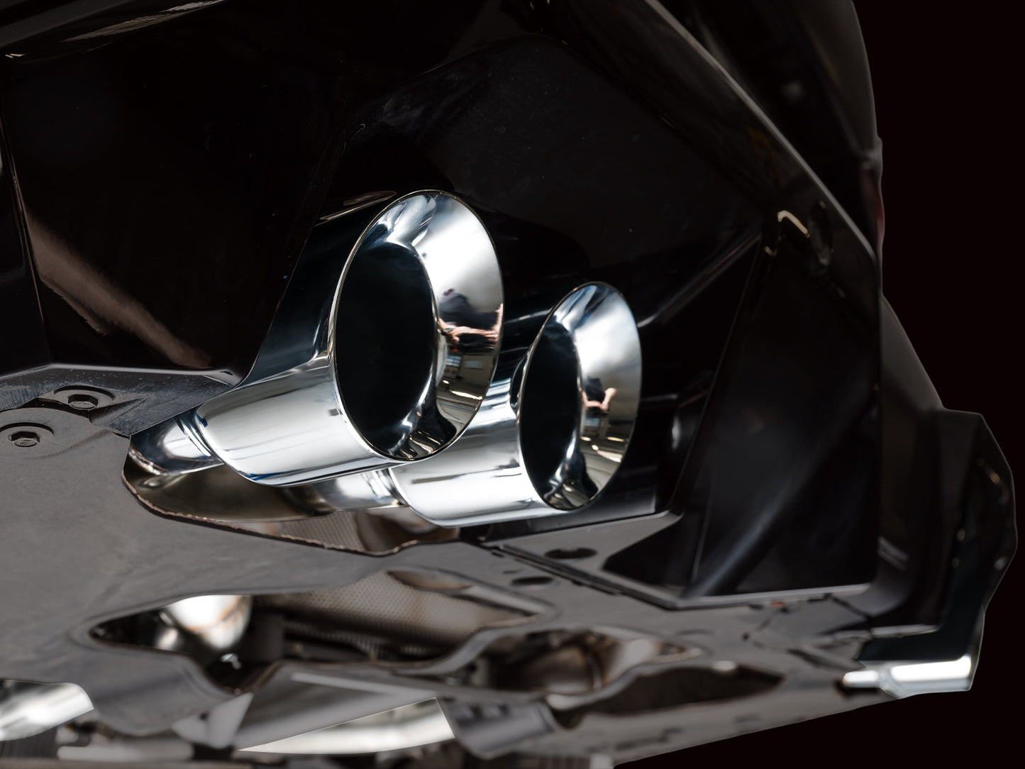 AWE Tuning 3020-42790 Catback Exhaust For BMW G90/G99 M5 Track Edition