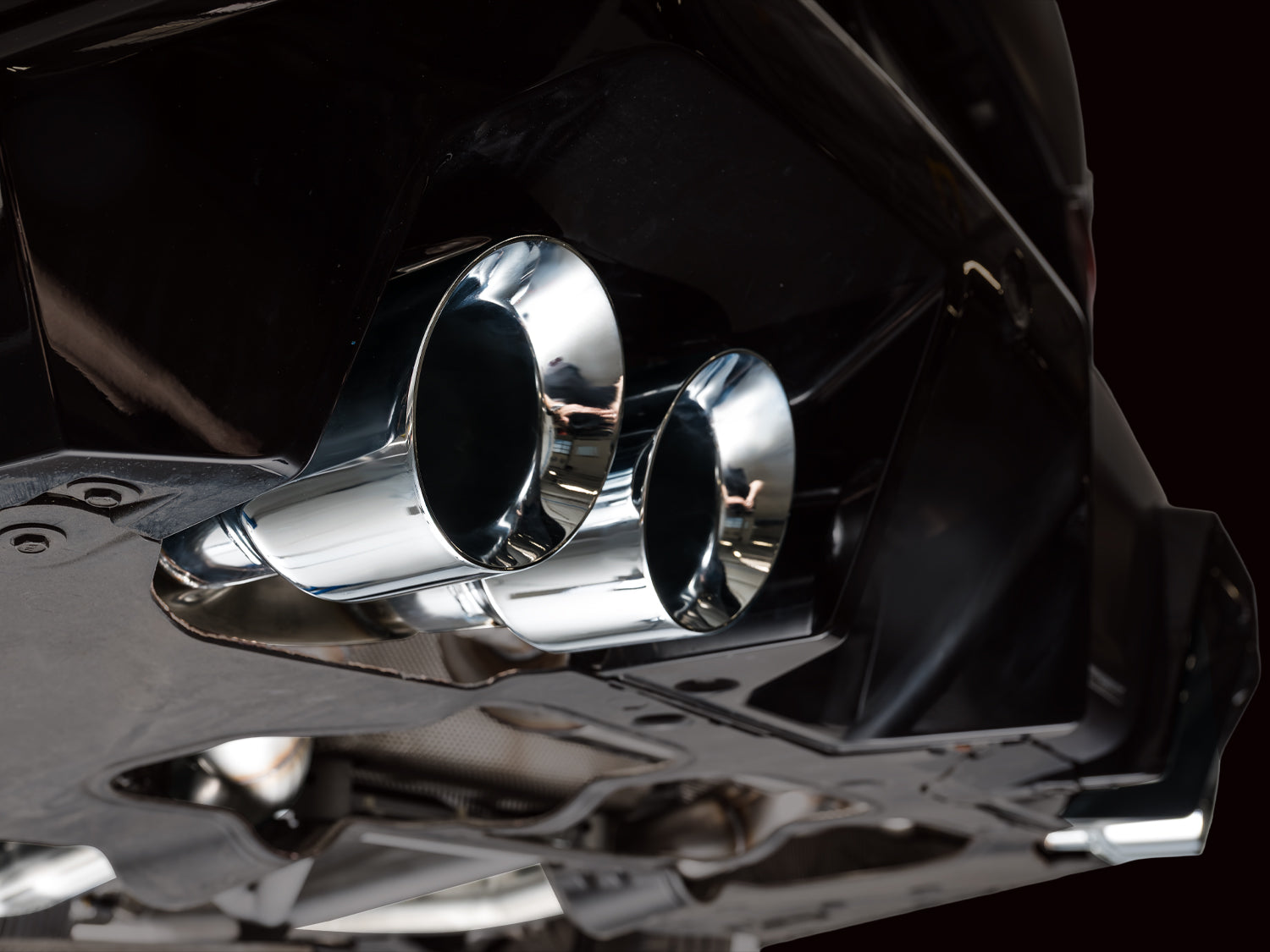 AWE Tuning 3020-42790 Catback Exhaust For BMW G90/G99 M5 Track Edition