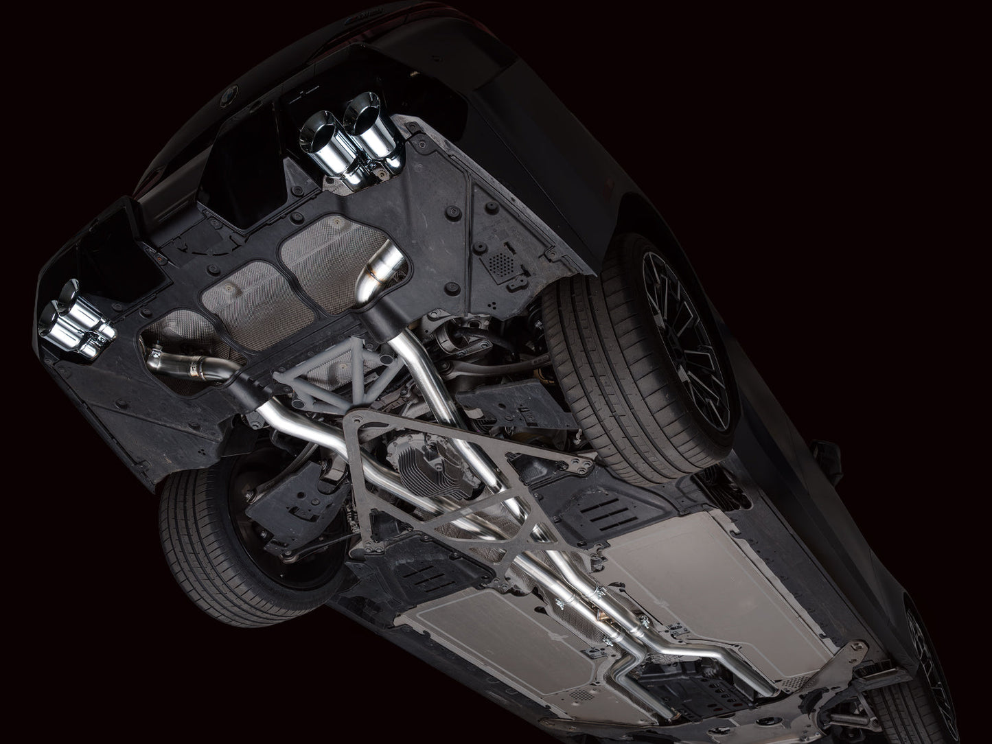 AWE Tuning 3020-42790 Catback Exhaust For BMW G90/G99 M5 Track Edition