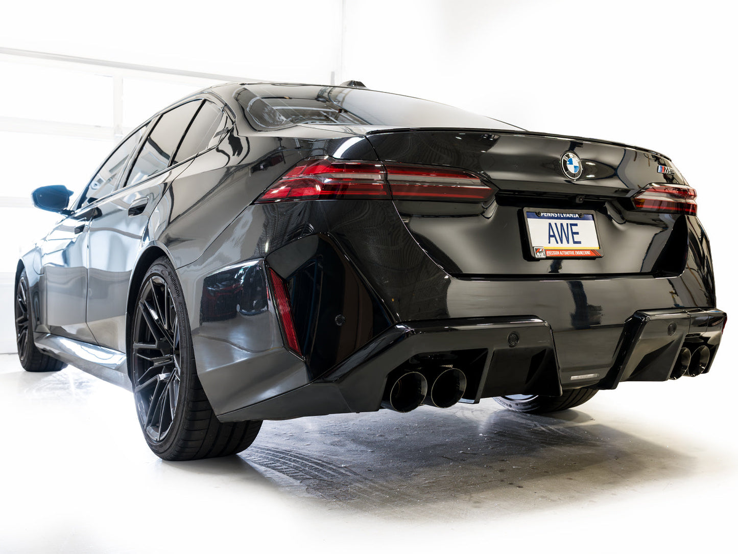AWE Tuning 3020-43790 Exhaust System Kit for BMW Sedan/Wagon 4.4