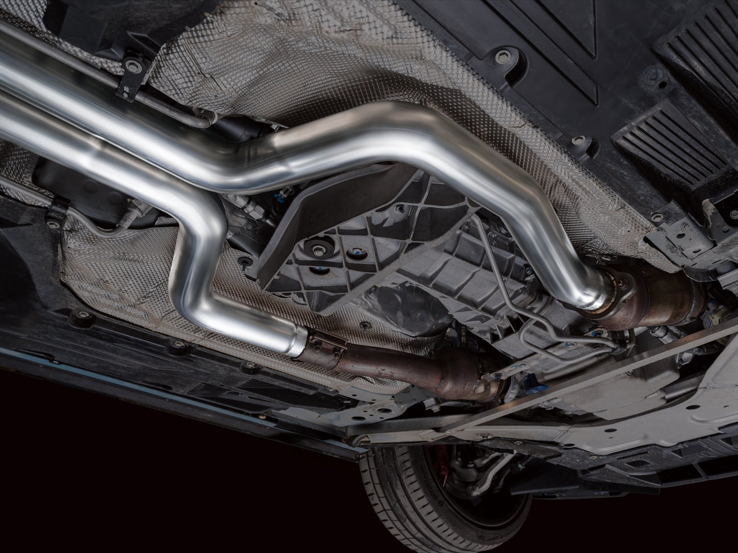 AWE 3025-42562 SwitchPath Exhaust Chrome Silver Tips For Cadillac CT5-V (22-26)