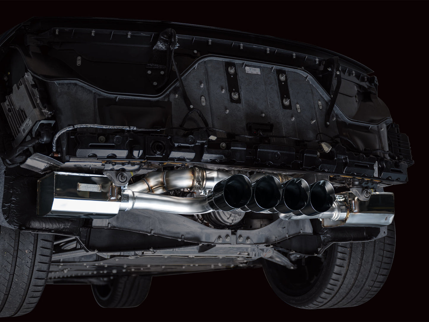 AWE Tuning SwitchPath Cat-Back Exhaust - Diamond Black Tips for 2023 C8 Corvette Z06 (3025-43906)