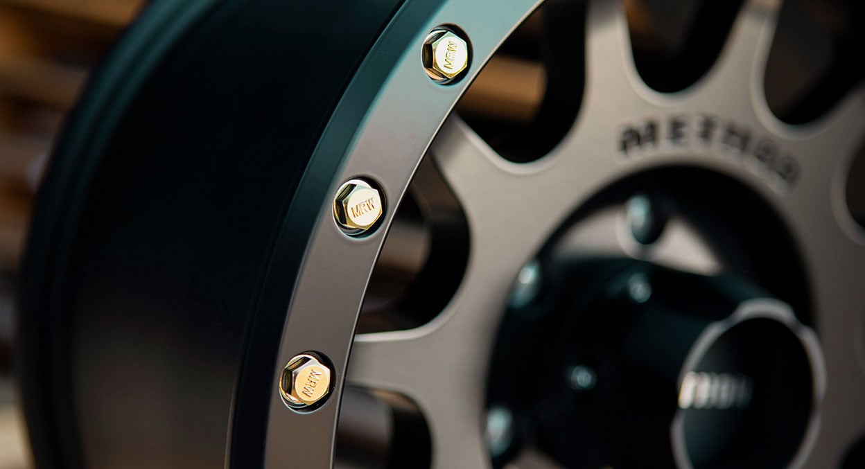(set of 4) Method MR305 NV Matte Black | 17x8.5" +0mm | 5x5.5in Wheel