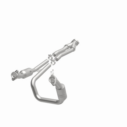 Magnaflow OEM Grade Direct-Fit Catalytic Converter | Ford Transit 150/250/350 (52436)