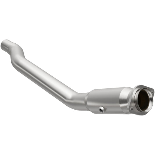 MagnaFlow Direct Fit Catalytic Converter 2012-2015 Grand Cherokee V8 6.4 OEM Underbody