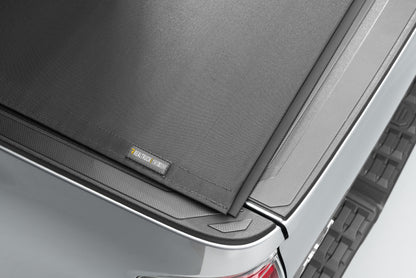 Truxedo 1556016 Sentry CT Tonneau Cover - Black For 16-23 Toyota Tacoma 5' Bed