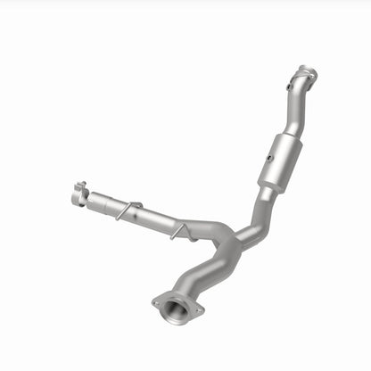 MagnaFlow 21-528 DirectFit Converter For 15-17 Ford Expedition V6 3.5