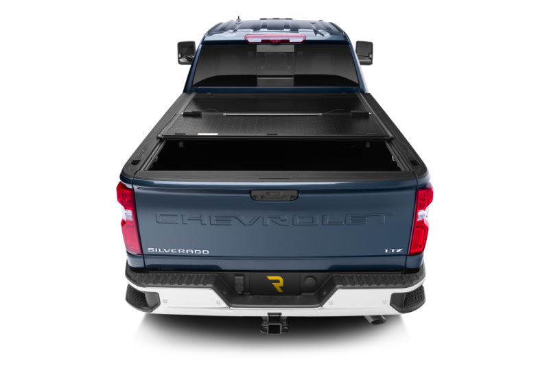 Undercover Flex Bed Cover | Chevy Silverado 2500/3500 HD 6.9ft (FX11024)