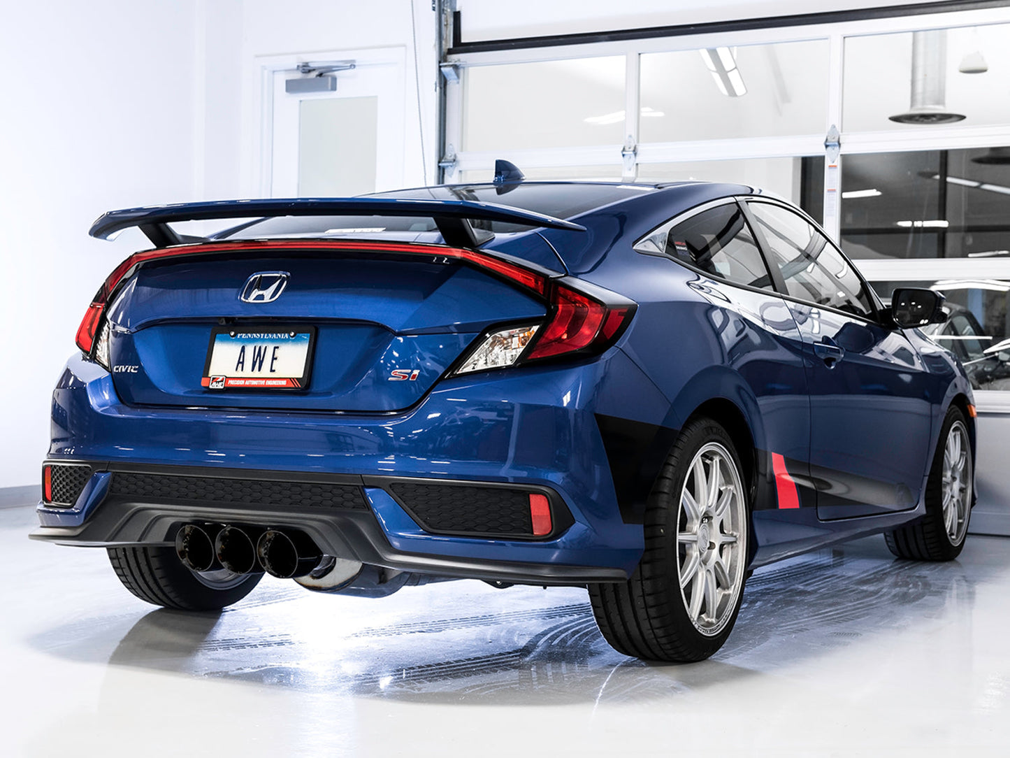 AWE Tuning Dual-to-Triple Tip Conversion for 10th Gen Civic Si - Diamond Black Tip (AWE Tuning Exhaust required) (3810-53020)