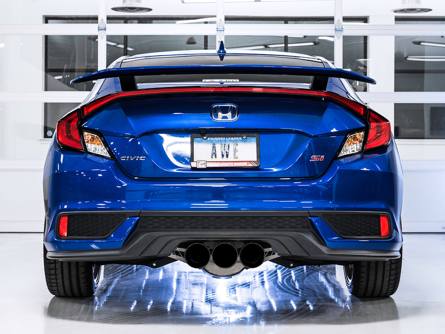 AWE Tuning Dual-to-Triple Tip Conversion for 10th Gen Civic Si - Diamond Black Tip (AWE Tuning Exhaust required) (3810-53020)