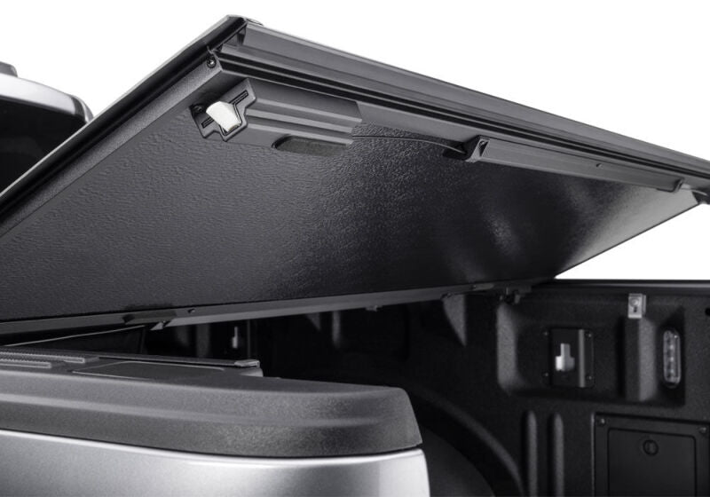 BAK 226352 G2 Bed Cover For Ford Ranger 26+