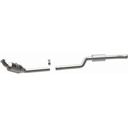 MagnaFlow 2008-2010 Mercedes-Benz C300 California Grade CARB Compliant Direct-Fit Catalytic Converter