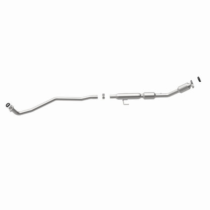 MagnaFlow Direct Fit Catalytic Converter 14-15 Toyota Corolla 1.8L