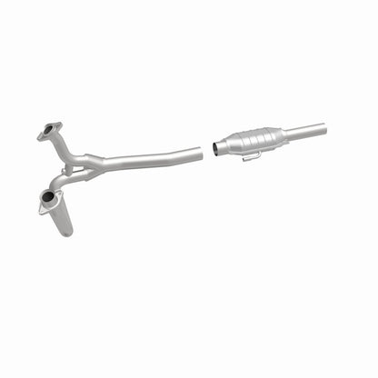Magnaflow Standard Grade Catalytic Converter | Ford Bronco II/F-150/250 (78-97) (93307)