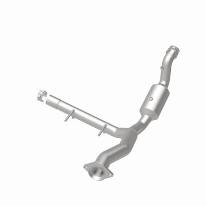 Magnaflow 15-20 F-150 OEM Grade Catalytic Converter | Ford 15-20 (21-475)