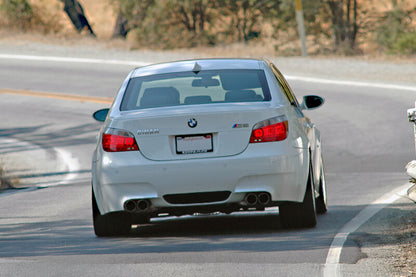 Dinan 06-10 BMW M5 Freeflow Axleback Exhaust System | Black