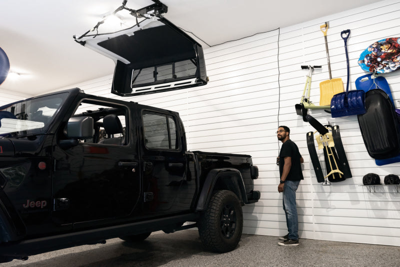 Bestop 42820-01 HOSS Hardtop Hoist for 18-26 Jeep Wrangler/Gladiator JK/JL/JT
