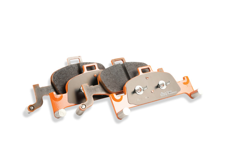 DBA Front XP Performance Brake Pads w/ 318mm Front Rotor | Audi A4 (17-19) (DB15060XP)