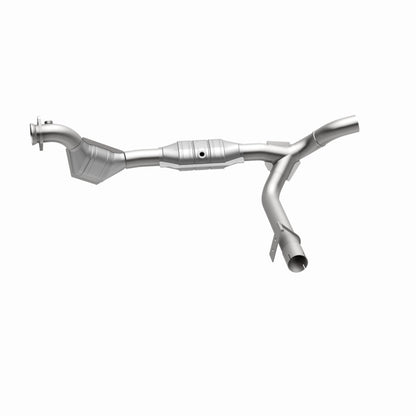 Magnaflow 51839 DirectFit Converter for Ford Trucks 01 4.6L