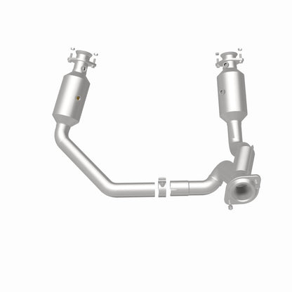 Magnaflow 280307 Catalytic Converter 19-24 Ram 1500 5.7L OEM Grade
