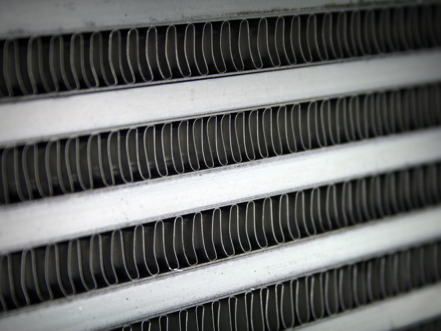 aFe 46-20062 Bladerunner Intercooler | Dodge Ram 2500/3500 Van (94-02) (LG-5.9L)
