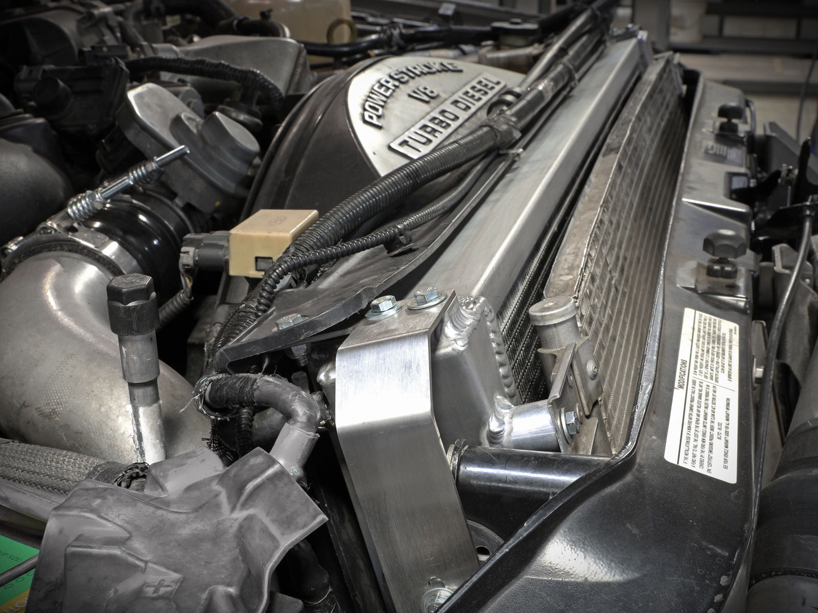 aFe BladeRunner High Cap Aluminum Radiator Ford F-250/350 Super Duty (08-10) (46-52091)