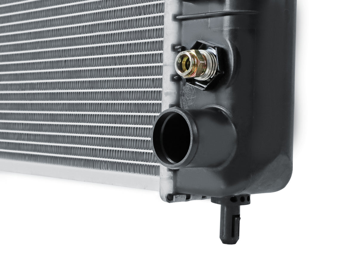 aFe BladeRunner OER Series Radiator | GM Trucks/SUVs V8 (99-13) (46-53161)