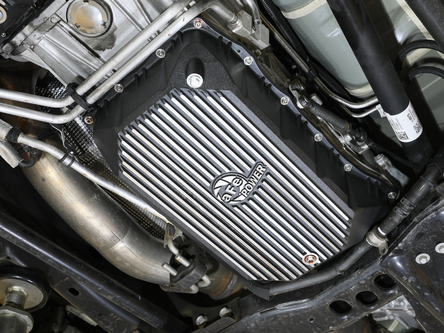 aFe GM 20-25L6.6L V8-6.6L Trans Pan w/ Fins | Silverado 2500/3500 HD, Sierra 3500 HD (46-71380B)