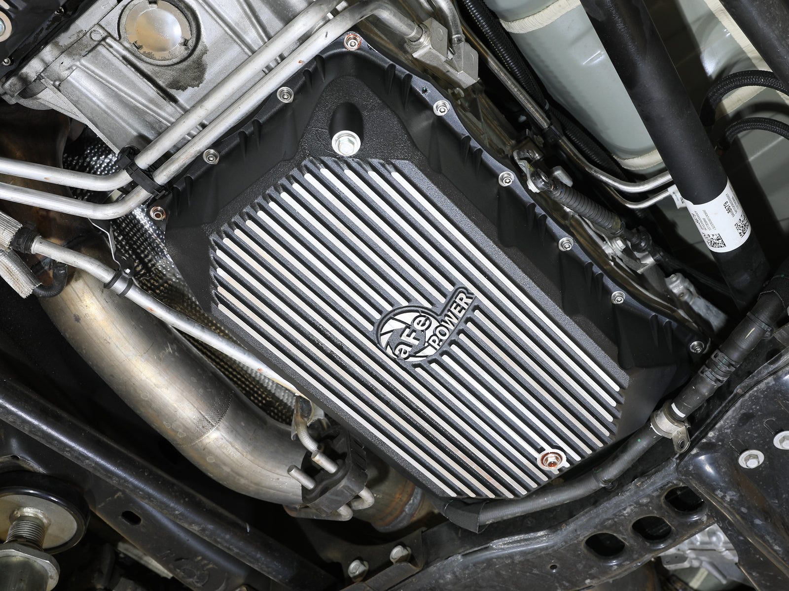 aFe GM 20-25L6.6L V8-6.6L Trans Pan w/ Fins | Silverado 2500/3500 HD, Sierra 3500 HD (46-71380B)