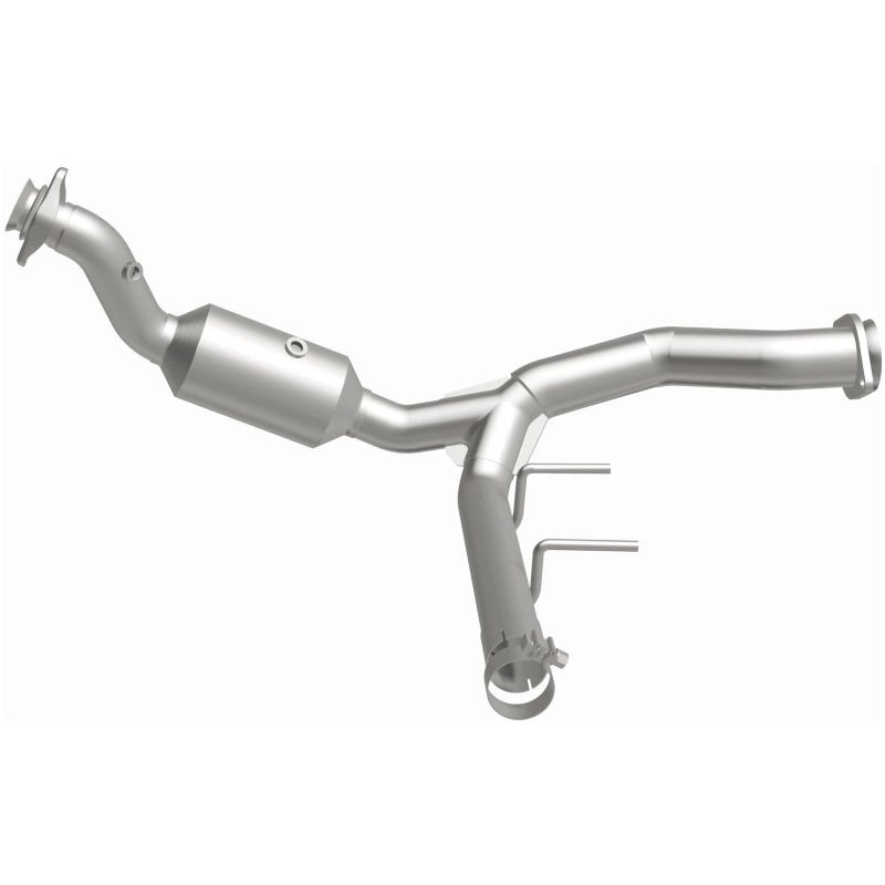 Magnaflow 15-20 F-150 OEM Grade Catalytic Converter | Ford 15-20 (21-475)
