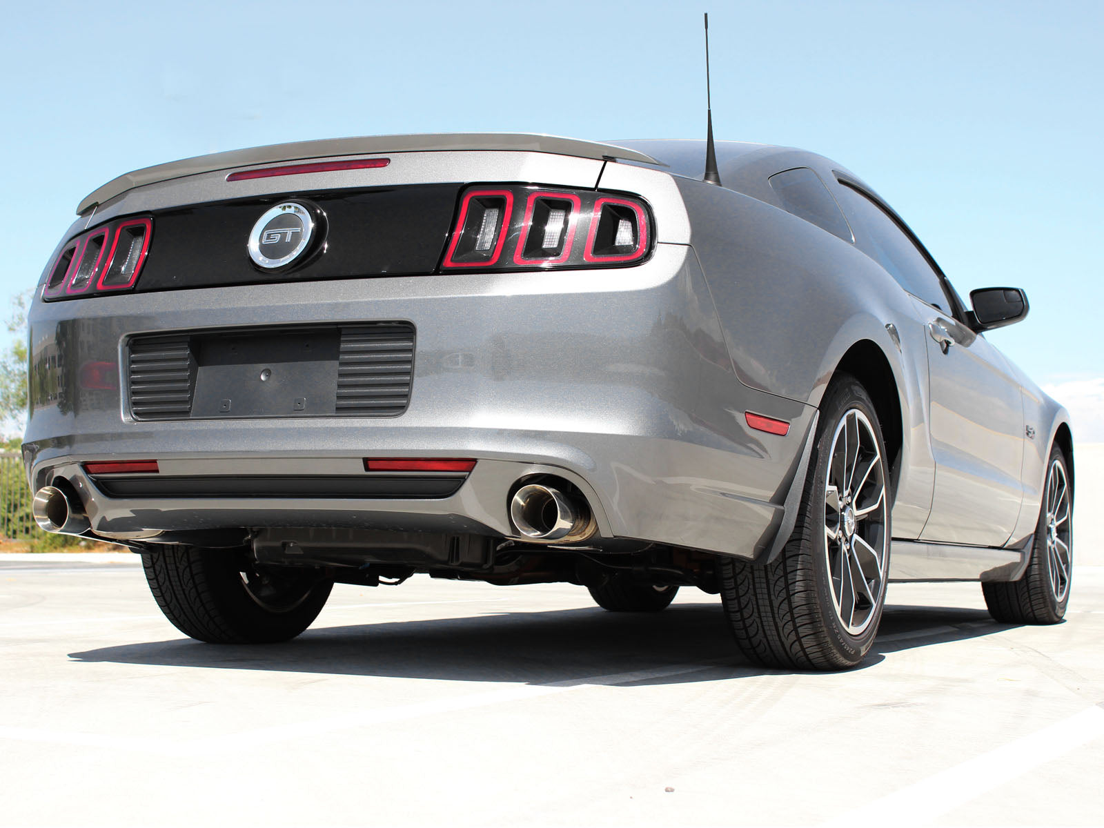 aFe MACHForce XP 3in SS Axle-Back Exhaust | Ford Mustang GT 07-14 (49-43052-B)