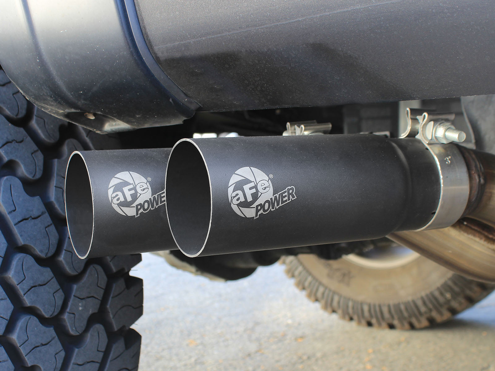 aFe 3in to 2.5in SS Cat-Back Exhaust w/ Black Tip | Ford F150 Ecoboost V6 (11-14) (49-43078-B)