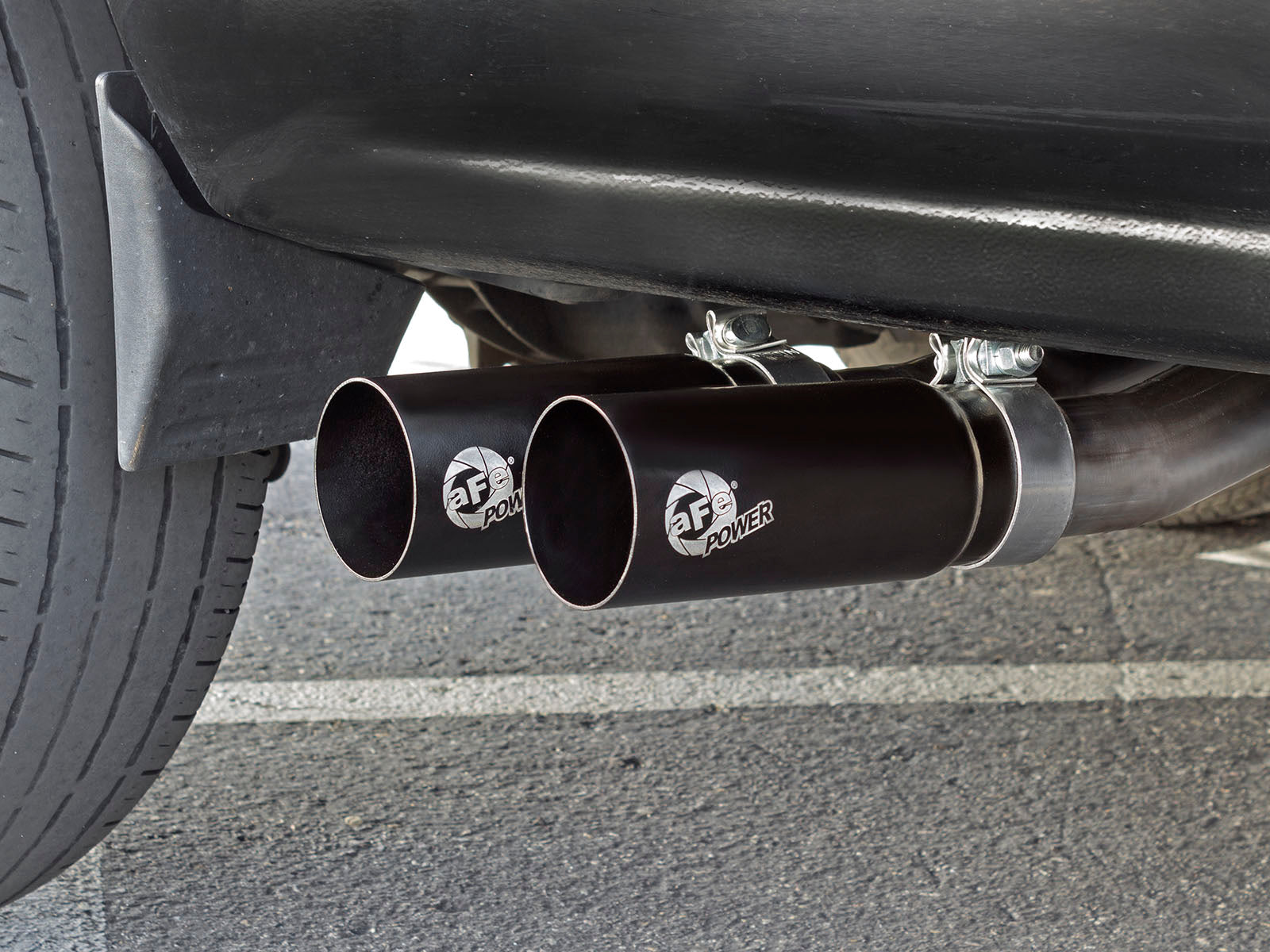 aFe 3in to 2.5in SS Cat-Back Exhaust | Silverado/Sierra V6/V8 (09-16) (49-44070-B)
