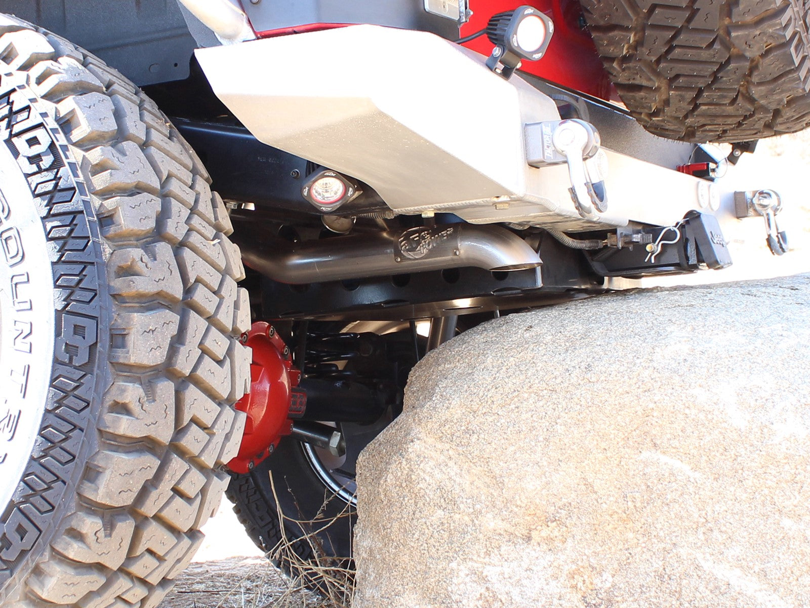 aFe 2.5in 409SS Cat-Back Exhaust Hi-Tuck | Jeep Wrangler Unlimited V6 3.6L 12-14 (49-46231)