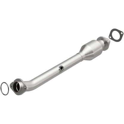 Magnaflow OEM Grade Direct Fit Catalytic Converter | Nissan Pathfinder/Xterra (05-15) (52670)