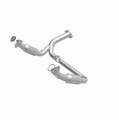 MagnaFlow Conv DF Catalytic Converter | Chevy Silverado/Tahoe/Yukon (07-14) (49194)