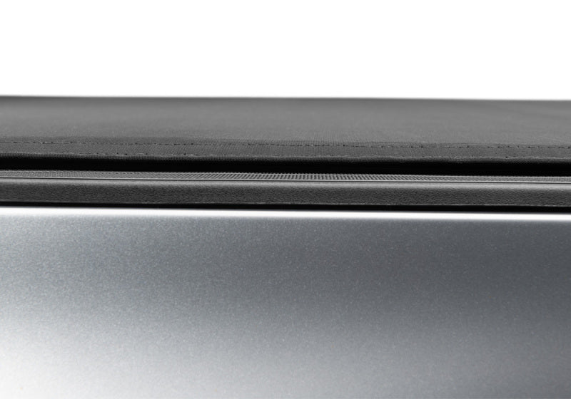 Truxedo 1556016 Sentry CT Tonneau Cover - Black For 16-23 Toyota Tacoma 5' Bed