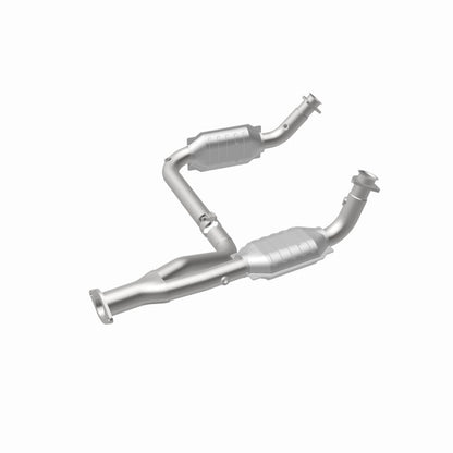 Magnaflow 93603 DirectFit Converter For Tahoe/Yukon V8 5.7L 00-01