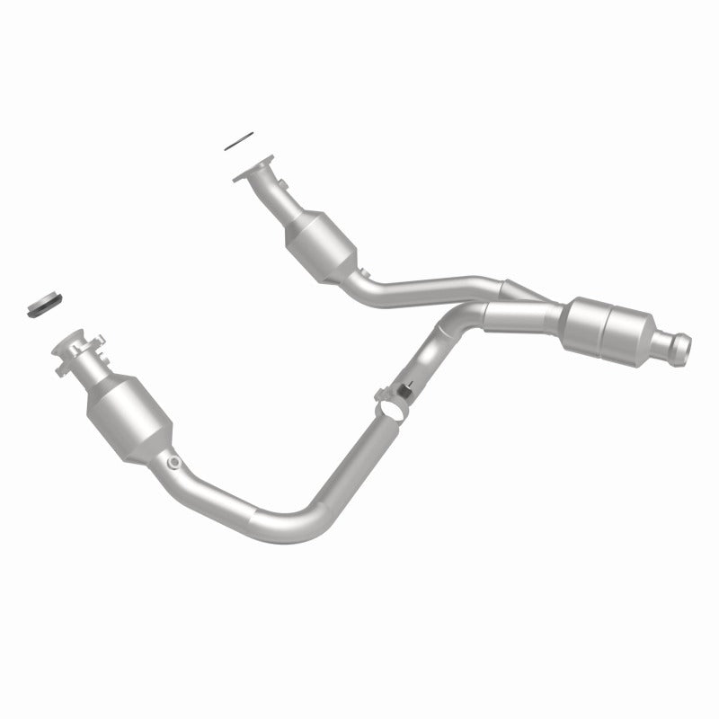 MagnaFlow OEM-Grade Catalytic Converter | GMC Sierra 14-16, Chevy Silverado 16-18 (52642)