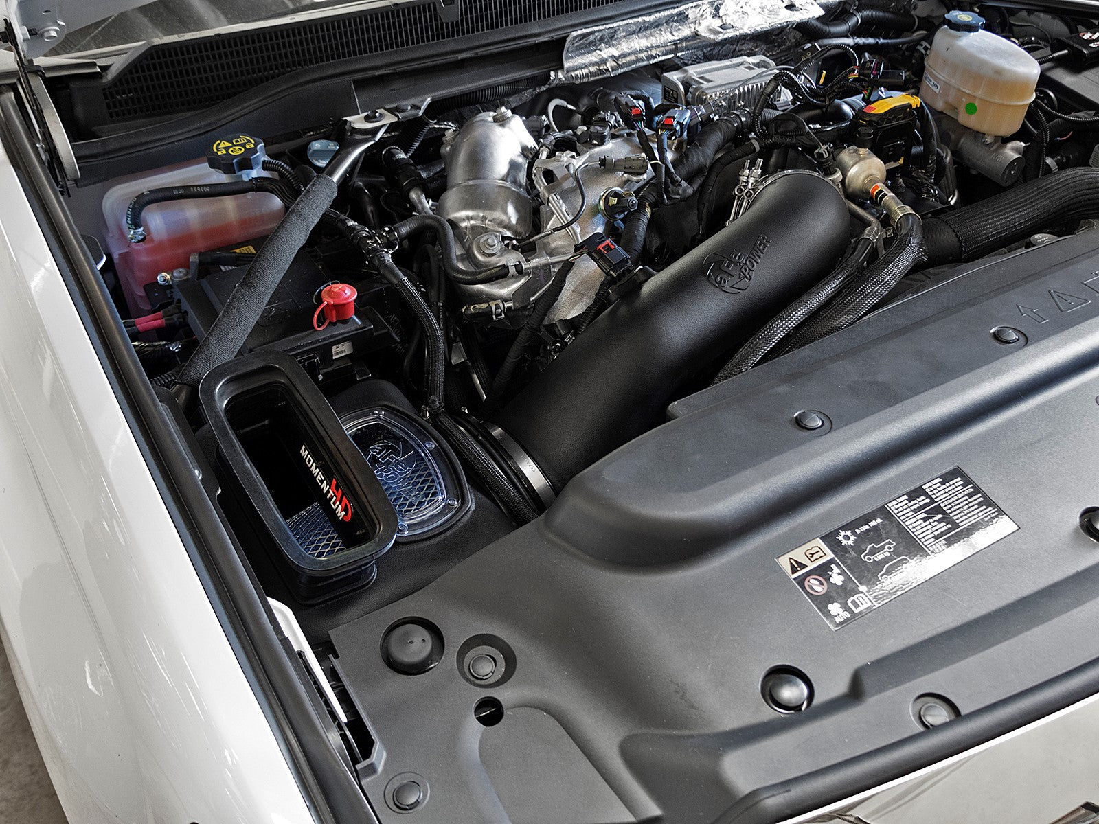 aFe Momentum HD Pro 10R Cold Air Intake System | GM Diesel Trucks V8 6.6L L5P 2017 (50-74008)