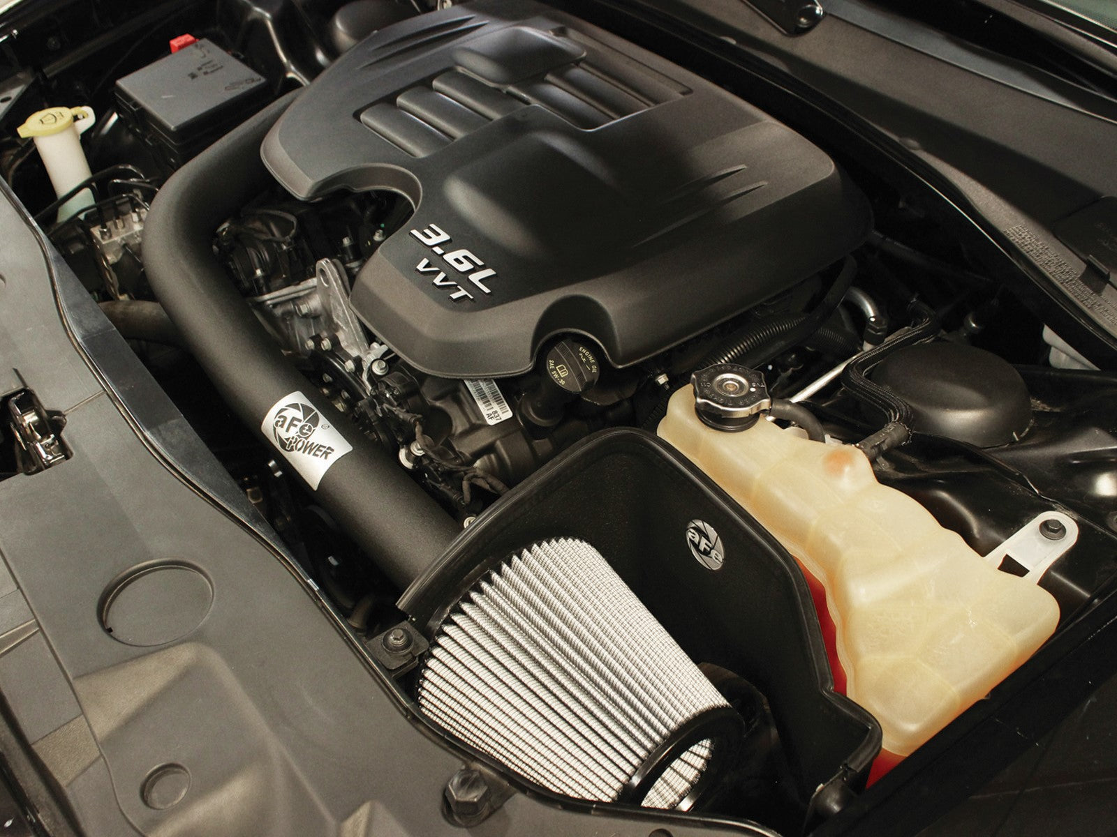aFe Magnum FORCE Stage-2 Cold Air Intake | Dodge Challenger/Charger / Chrysler 300 (51-12152-B)